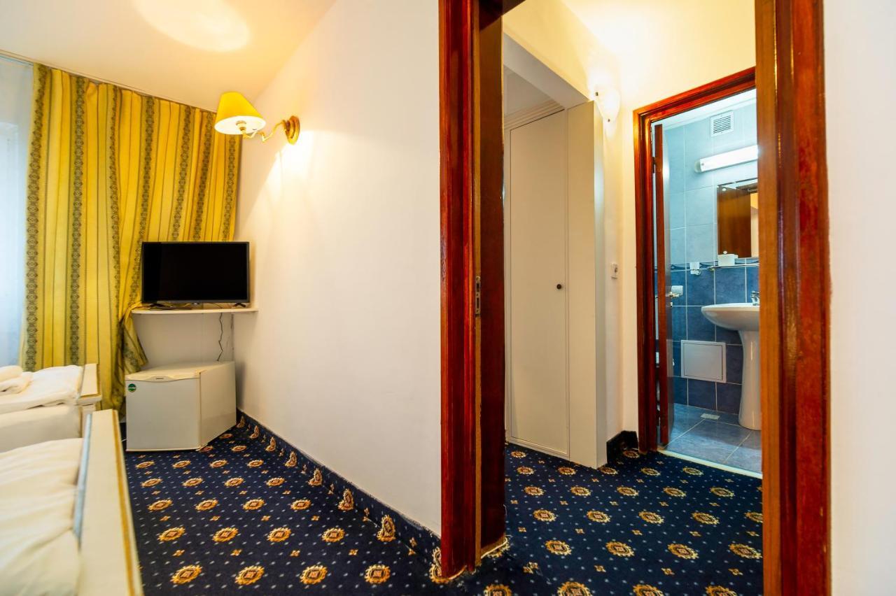 Hotel Cetate Alba Iulia Værelse billede