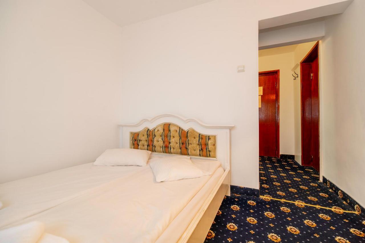 Hotel Cetate Alba Iulia Eksteriør billede