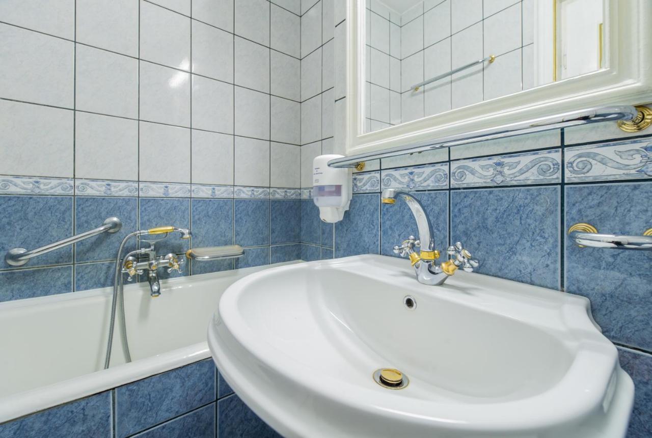 Hotel Cetate Alba Iulia Eksteriør billede